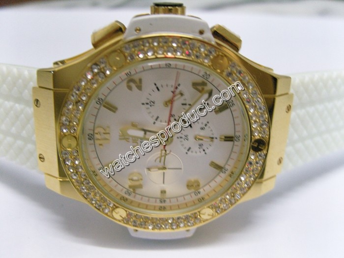 Hublot yellow gold Watch 8243