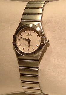 Omega 1572.30.00 Ladies Watch